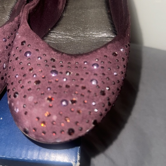 Sperry Rhinestone Flats 8 - Picture 3 of 7